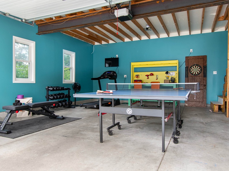 Buffet's Neighborhood | Dundee | Home Gym, Fire-Pit, S'mores!