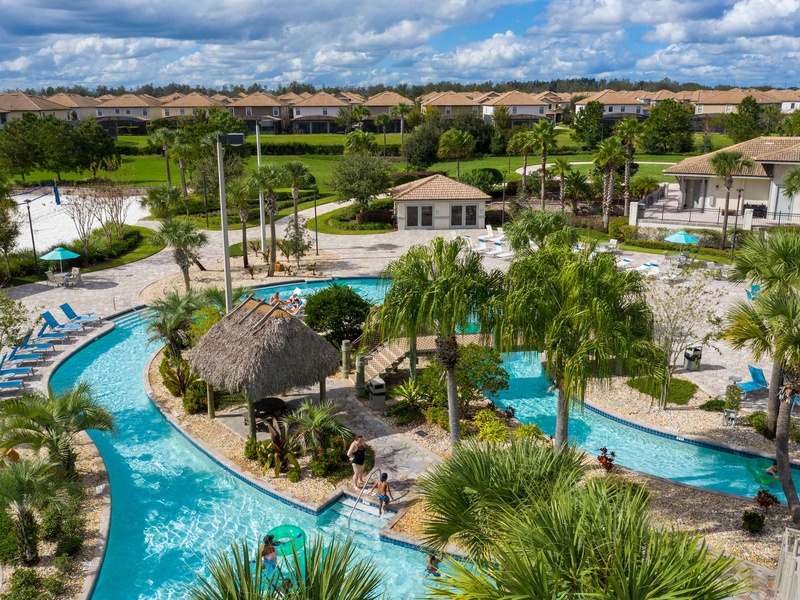 Modern 2Bd Townhome Minutes to Disney w Waterpark