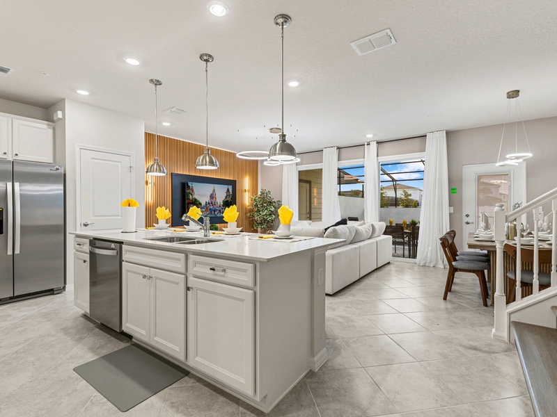 Brand New | 5BR Pool Home w Safari Loft 16200
