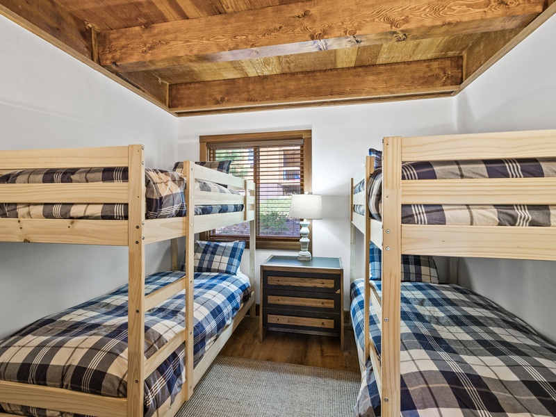 Third room w/ two twin bunks