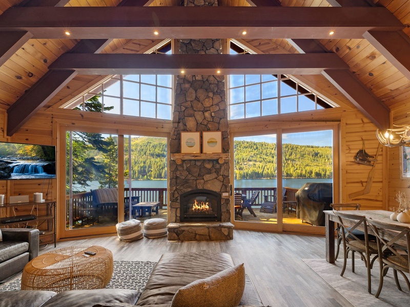 Welcome to Donner Bliss on Donner Lake!