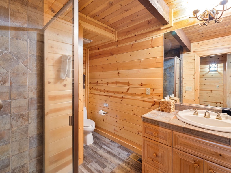 Primary ensuite bathroom with stand up shower