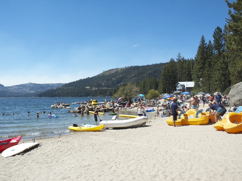 Beach Club Marina at Donner Lake