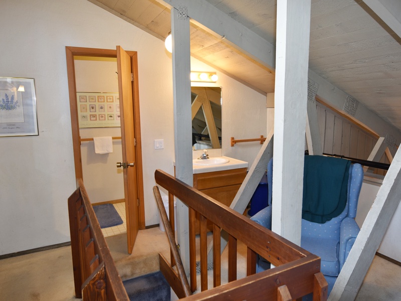 Loft full bathroom with walk in shower