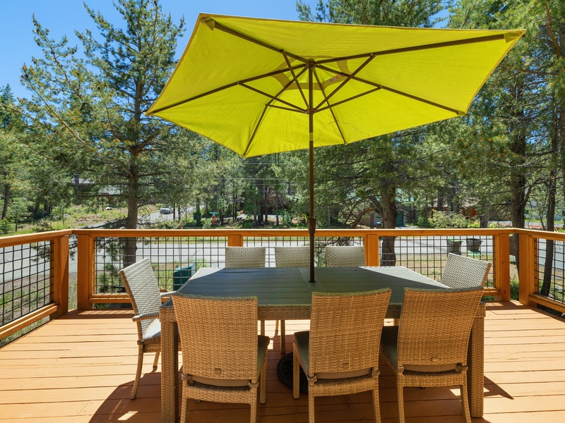 Great outdoor dining on front deck