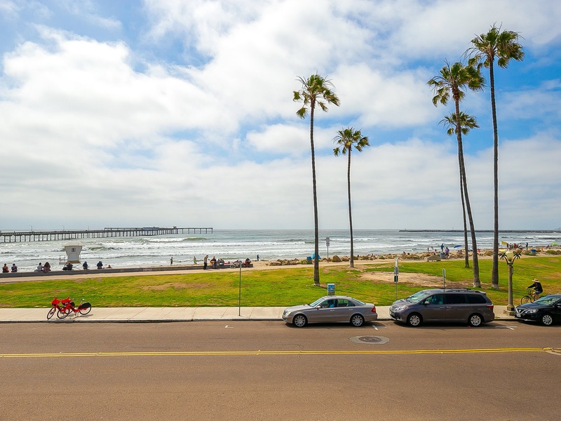 Ocean Beach park area just across the street