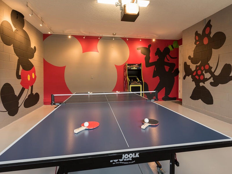 [amenities:game-room:1] Game Room