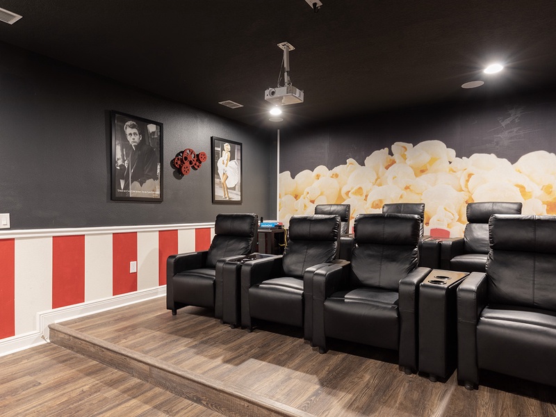 [amenities:theater:3] Theater