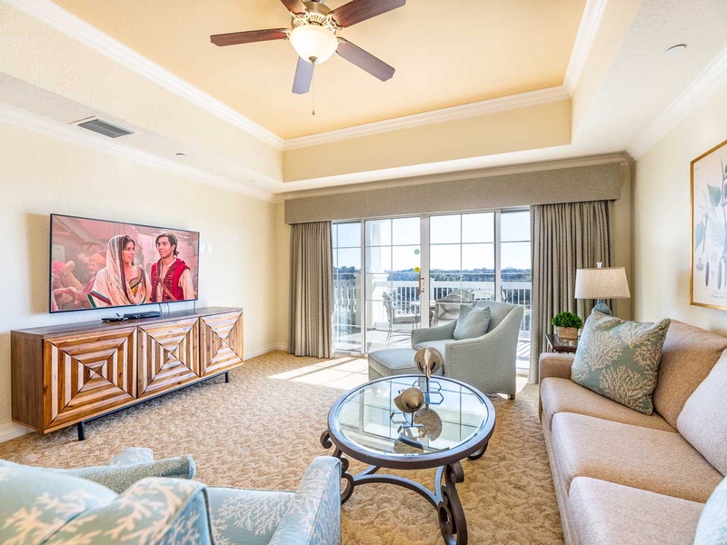 [amenities:living-area:1] Living Area