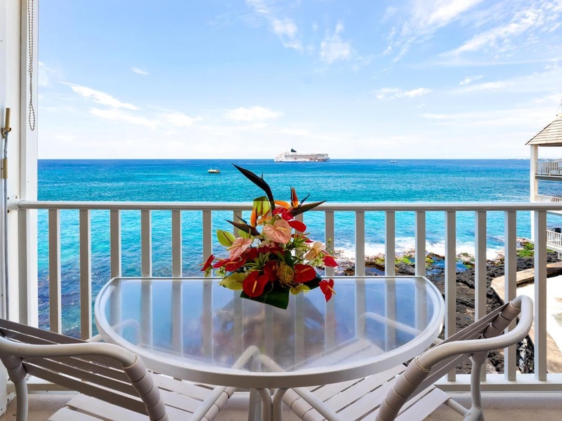 Cruise ship on the Kona Coast viewed from Hale Kona Kai 405