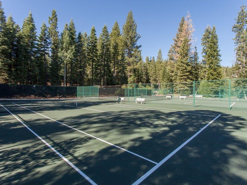 Northstar HOA tennis courts