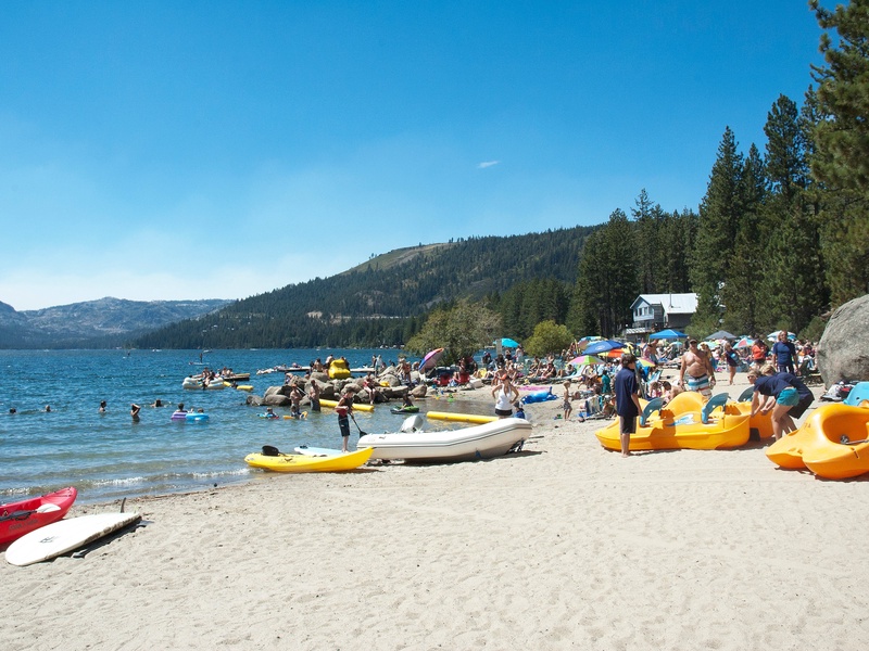Beach Club Marina at Donner Lake