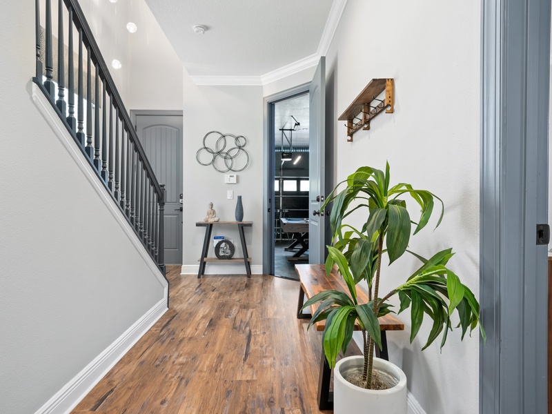 Each corner of the house is marked by elegant touches that set the tone for your stay.
