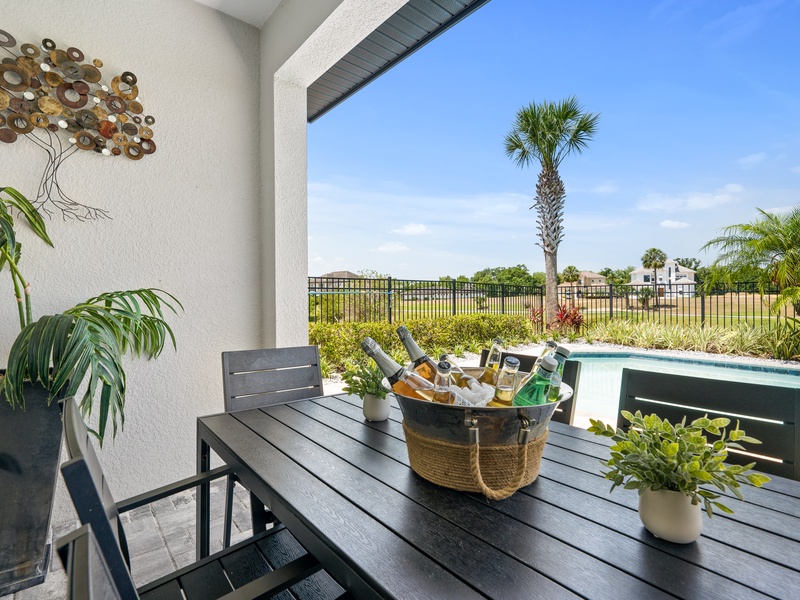 Enjoy a family BBQ day in the outdoor dining space.