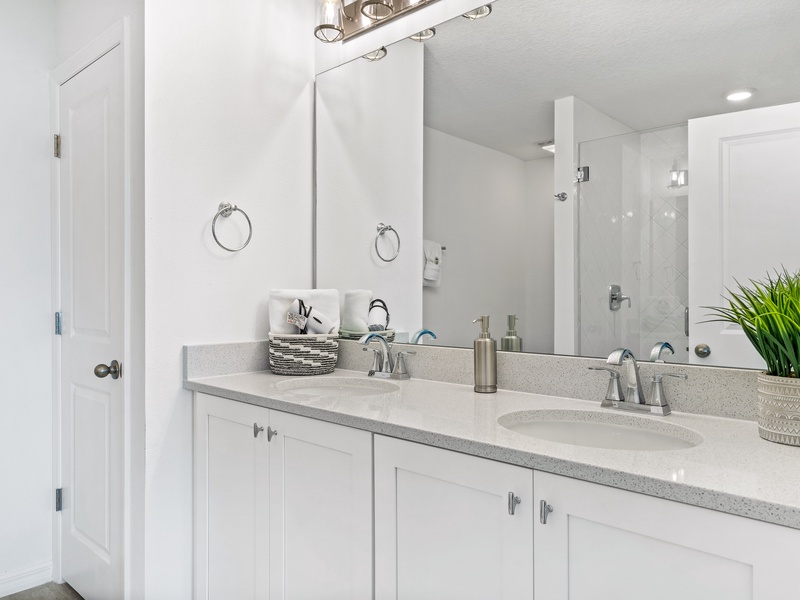 Beautiful high quality bathrooms.
