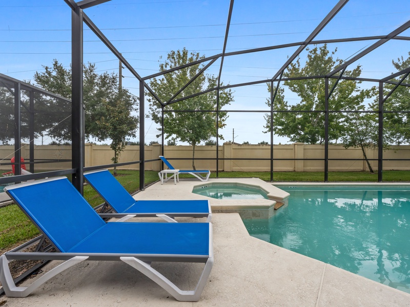 Enjoy the Florida sunshine outside by the pool!