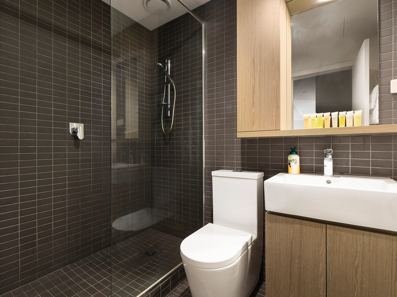 Primary ensuite bathroom.