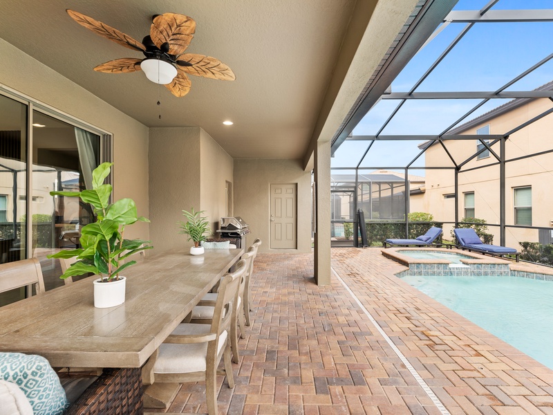 Enjoy the beautiful Florida weather on the patio, where you can relax, BBQ, and take a dip in your private pool.