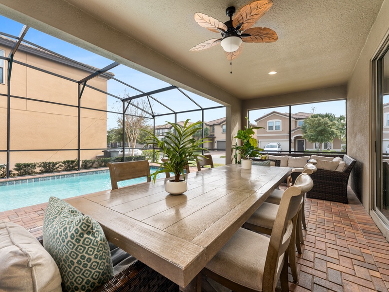 Enjoy meals outside at our outdoor dining area.