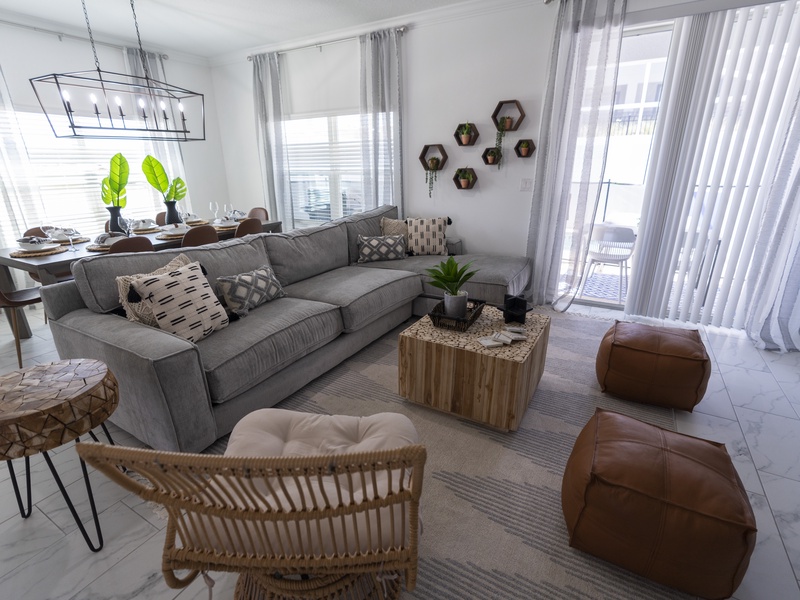 Open-concept spaces, ideal for spending time with family and friends.