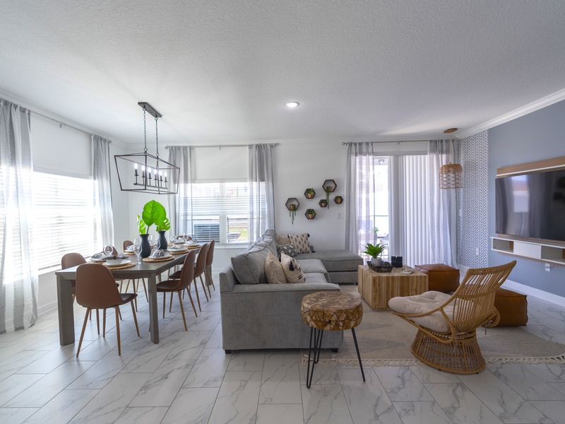 Open-concept spaces, ideal for spending time with family and friends.