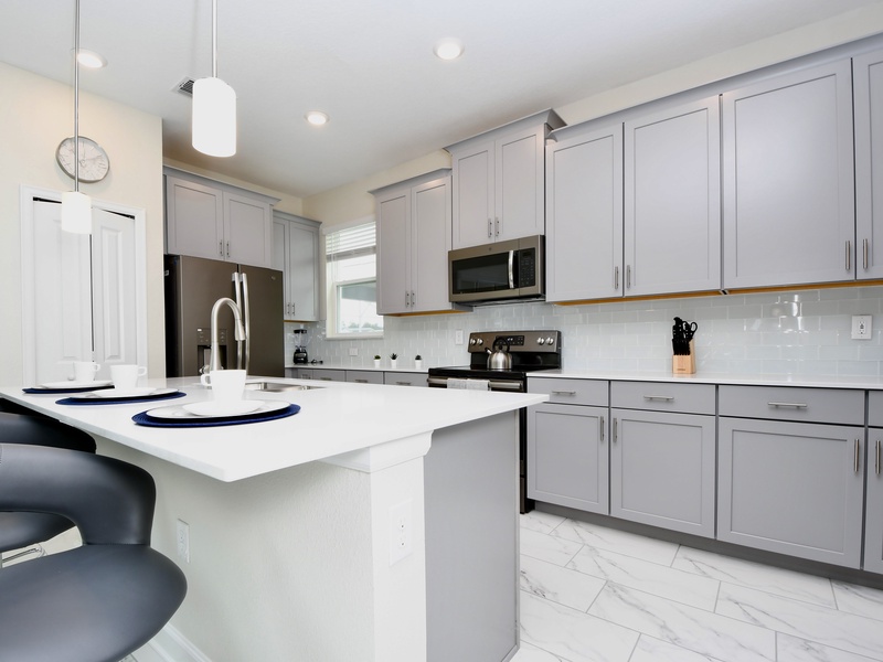 Our kitchens are fully equipped with all the appliances you need to prepare your meals for the day.