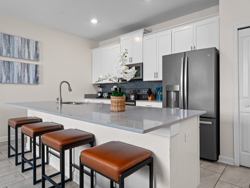 Our kitchen is fully equipped with all the appliances you need to prepare your meals throughout the day.