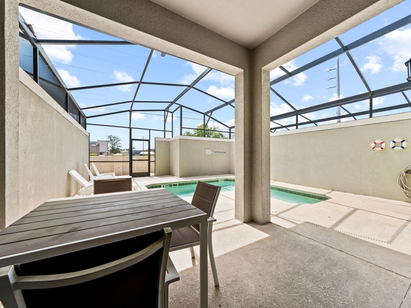 Fire up the BBQ grill for a delicious meal while enjoying the sunshine and the refreshing pool
