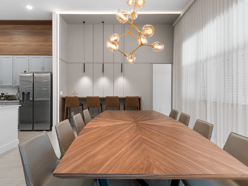 Perfect spaces for  for shared meals or meetings.