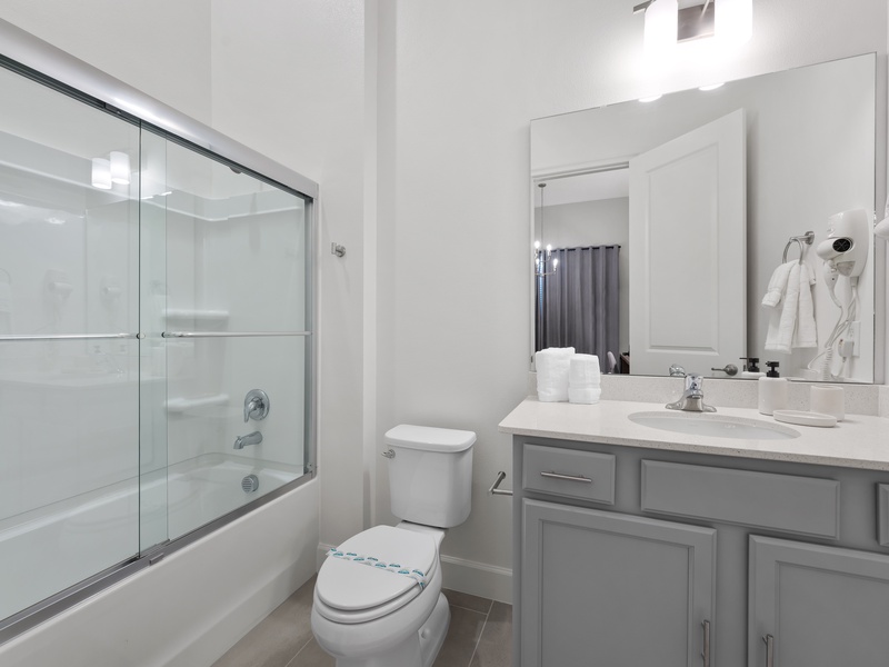 Beautiful, high-quality bathrooms with elegant finishes, designed for comfort and convenience.