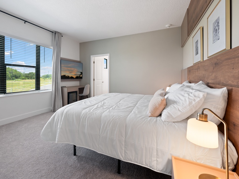 Rest in our high-quality beds after a long day at the parks or meetings, comfort you can count on!