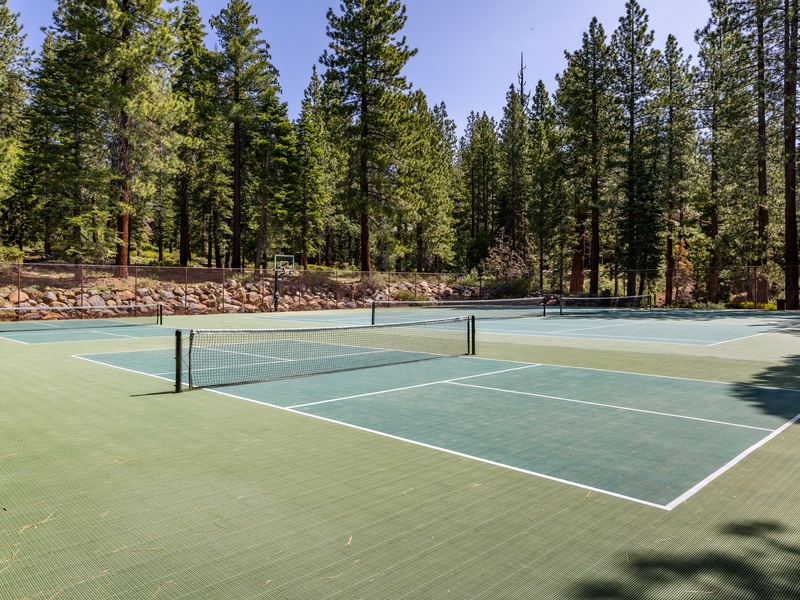 HOA Tennis Courts