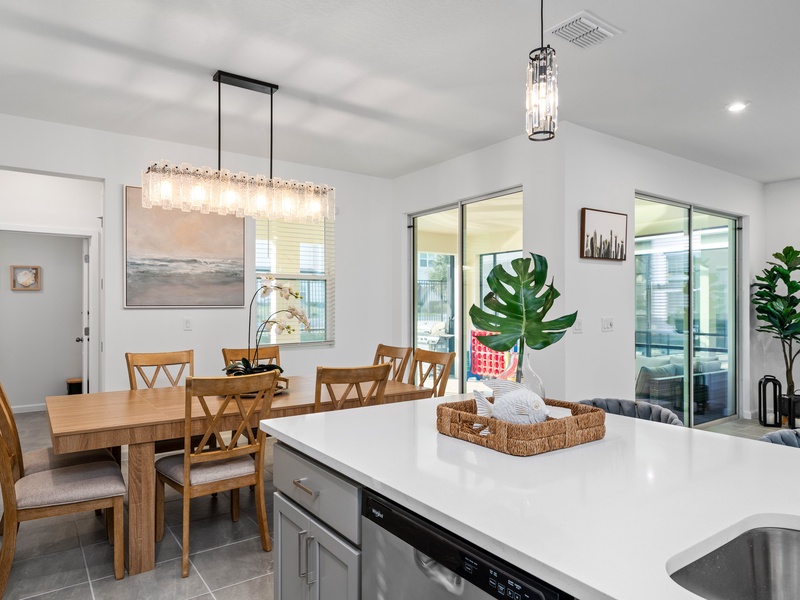 Fully equipped kitchen with all the appliances you need to prepare delicious meals.