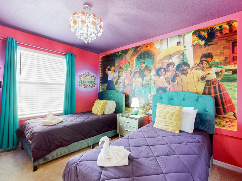 2nd floor Encanto bedroom with 2 twin beds.  Has in room access to Jack & Jill bathroom & TV