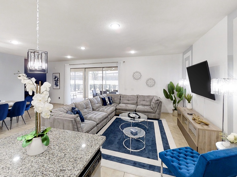 1st floor living room