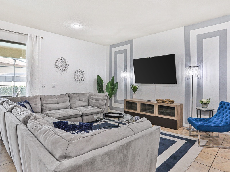 1st floor living room