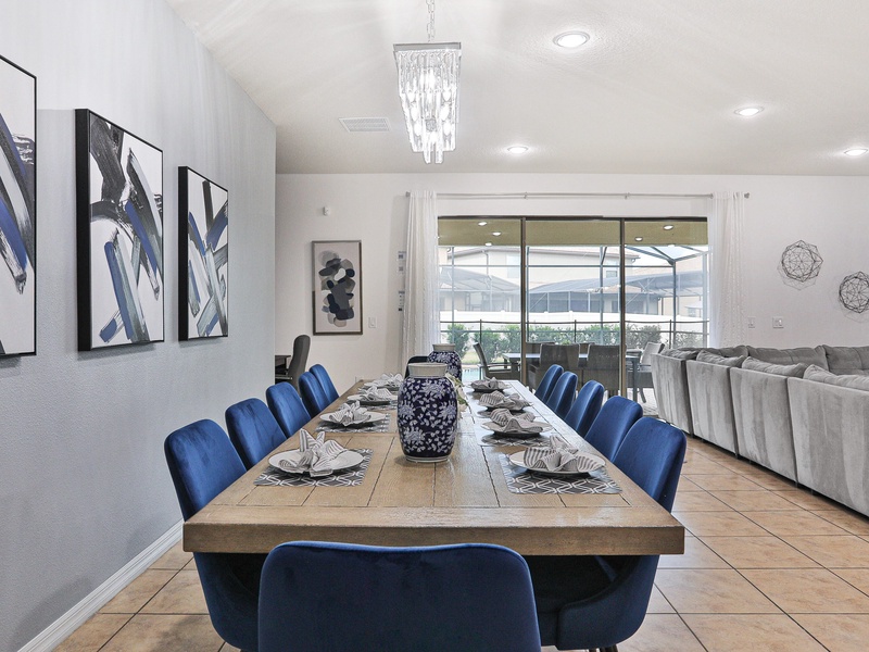 Dining area with seating for 10