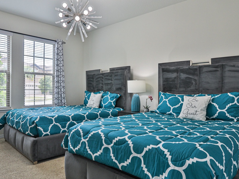 Bedroom #1 - 2 Queen beds on 1st floor with TV