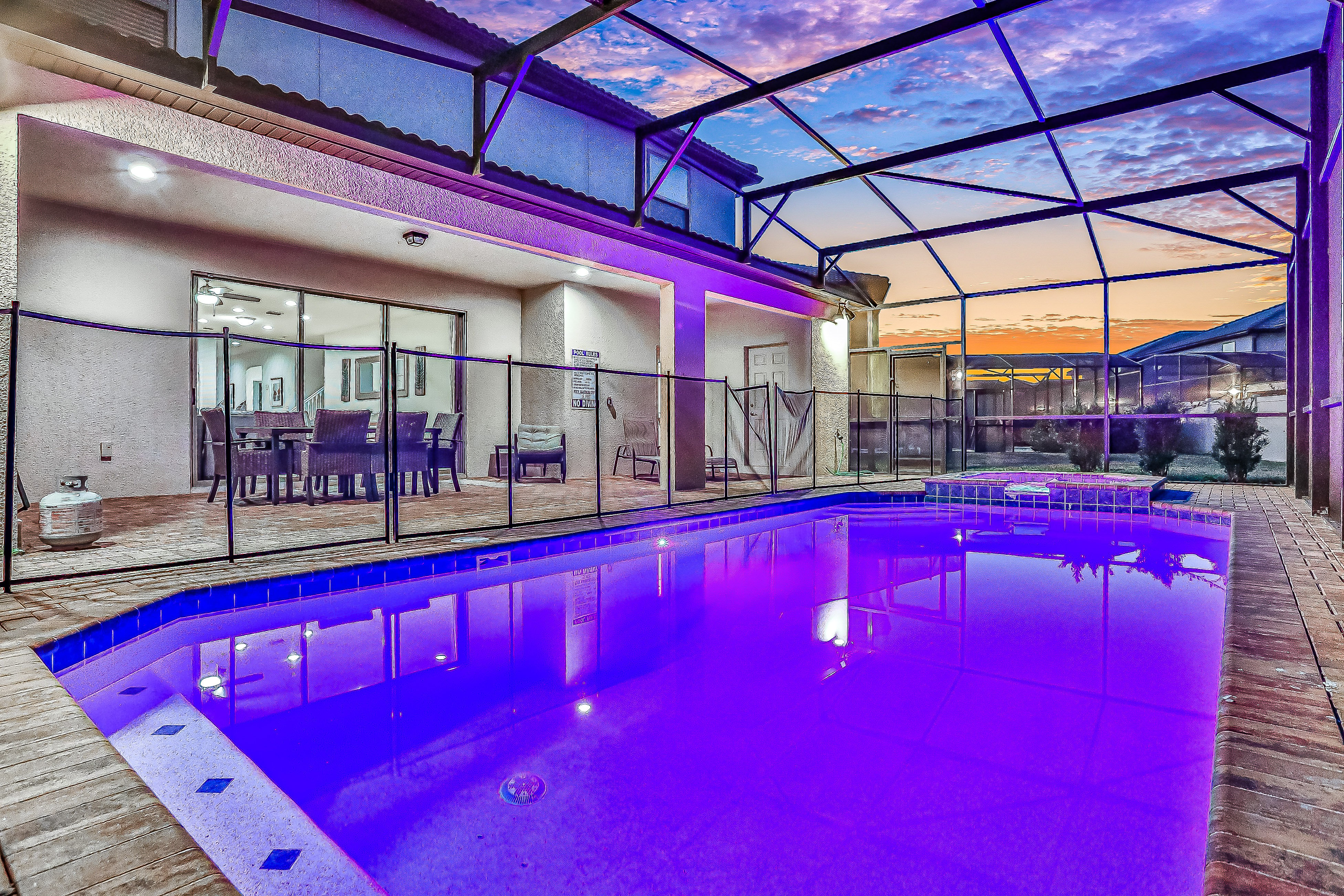 Private lanai with custom lighting