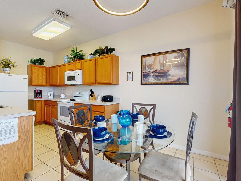 Small breakfast table with seating for 4