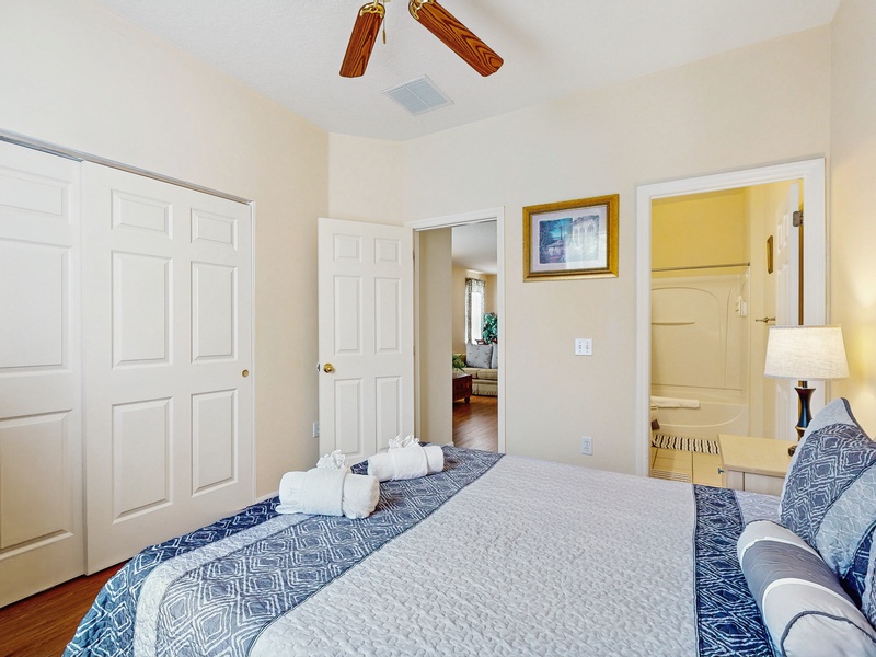 Bedroom #1 - Queen bed in the front of the home with TV & private ensuite