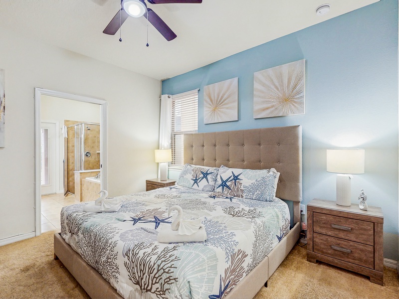 Bedroom #1 - King bed with TV & private ensuite that has access to the lanai