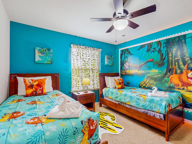 Bedroom #5 - Lion King - 2 twin beds with TV