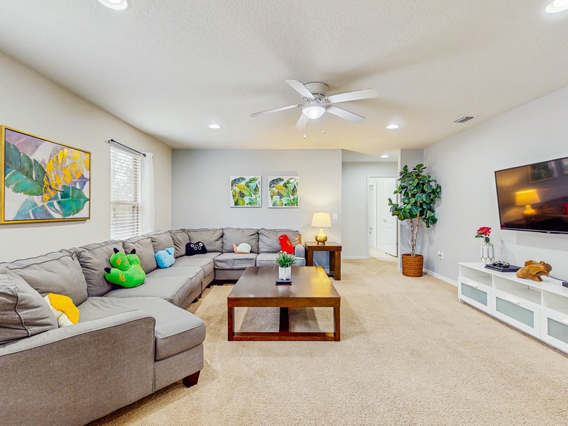 2nd floor family area