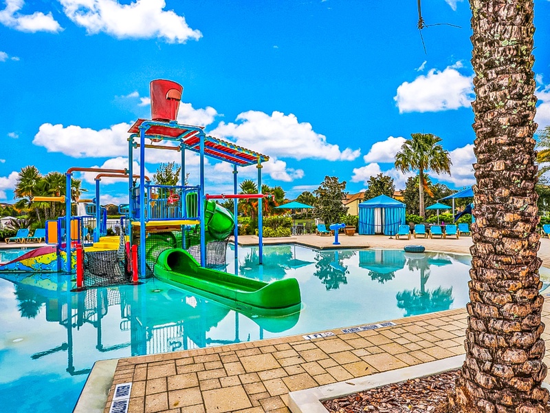 Windsor at Westside pool