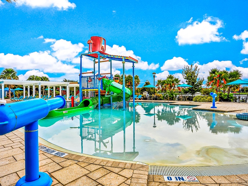 Windsor at Westside pool