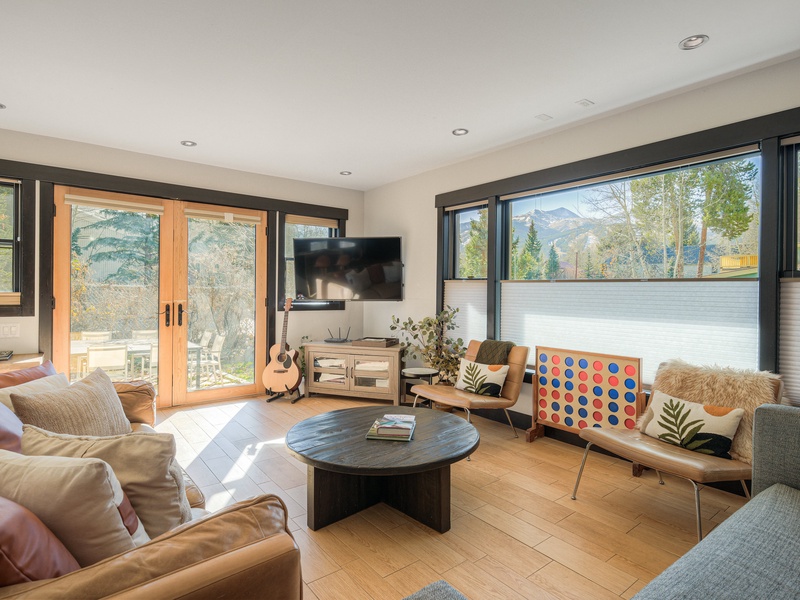 Vacation Rental - 6BR in Downtown Breck