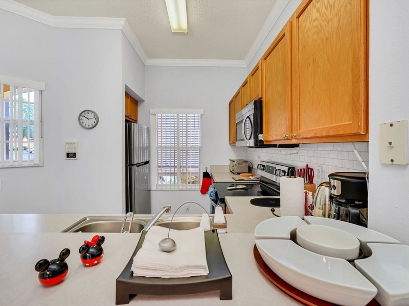 With all the appliances you may need to prepare your meals for the day!