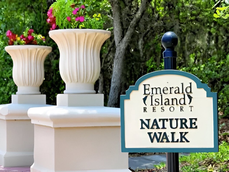 The resort's known for its lush landscaping and tranquil atmosphere.