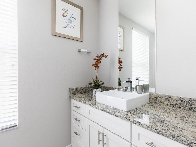 Beautiful high quality Bathrooms!